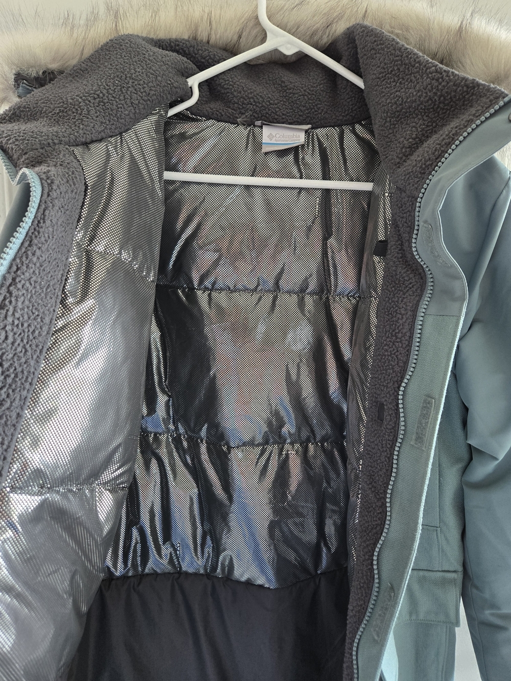 Columbia Youth Ice Blue Hooded Winter Parka - Picture 4 of 5